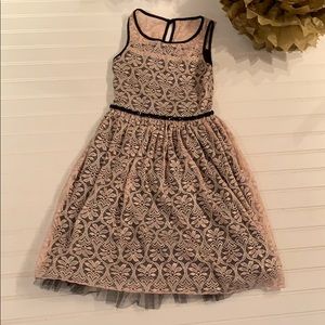 Girls dress